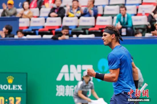 球技的较量 球技的较量